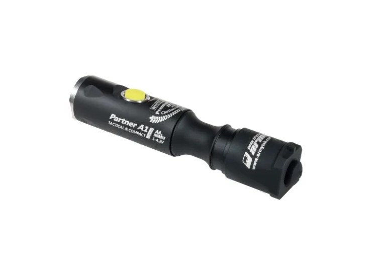 Фонарь Armytek Partner А1 Pro v3  ХP-L теплый /F02702SW/ (1)