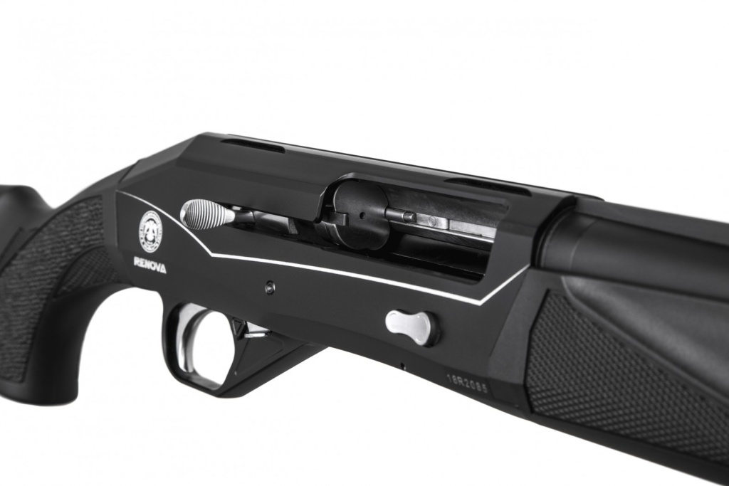 Охот. ружье HUGLU RENOVA BLACK SYNTHETIC кал.12/76 710