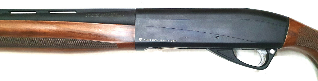 Охот. ружье Aselkon Redstone Dark Black орех кал.12/76 710мм п/а инерц. сист., 5 д/н, кейс