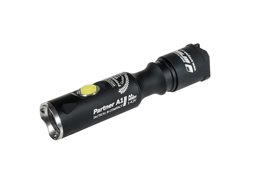 Фонарь Armytek Partner А1 Pro v3  ХP-L теплый /F02702SW/
