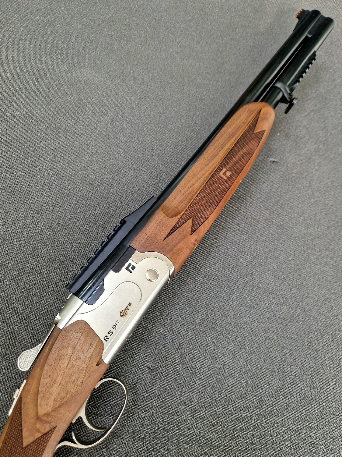 Компактное двуствольное ружье Reximex RS912 Silver 12/76 