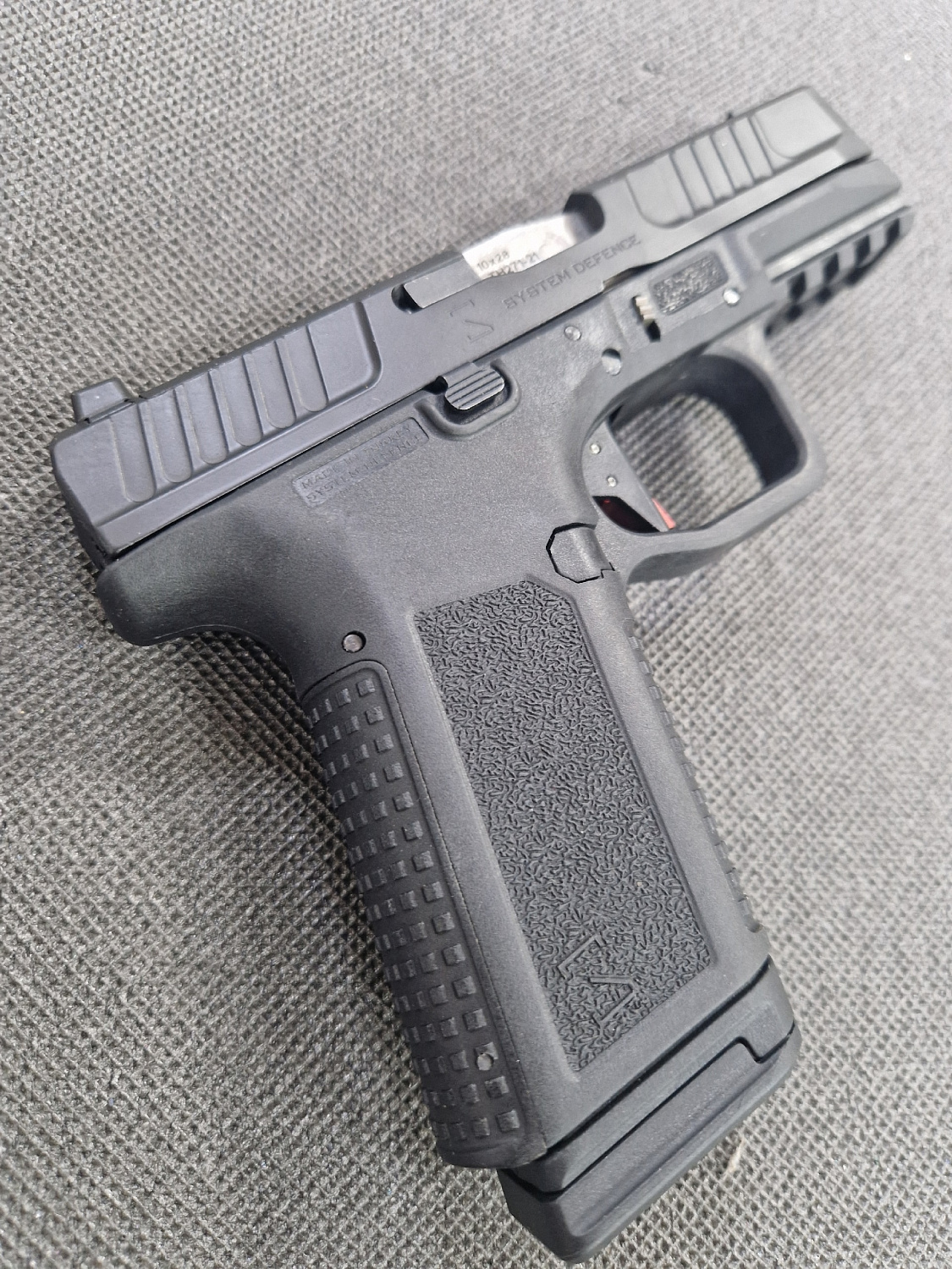 ОООП пистолет Тень-37 калибра 10х28