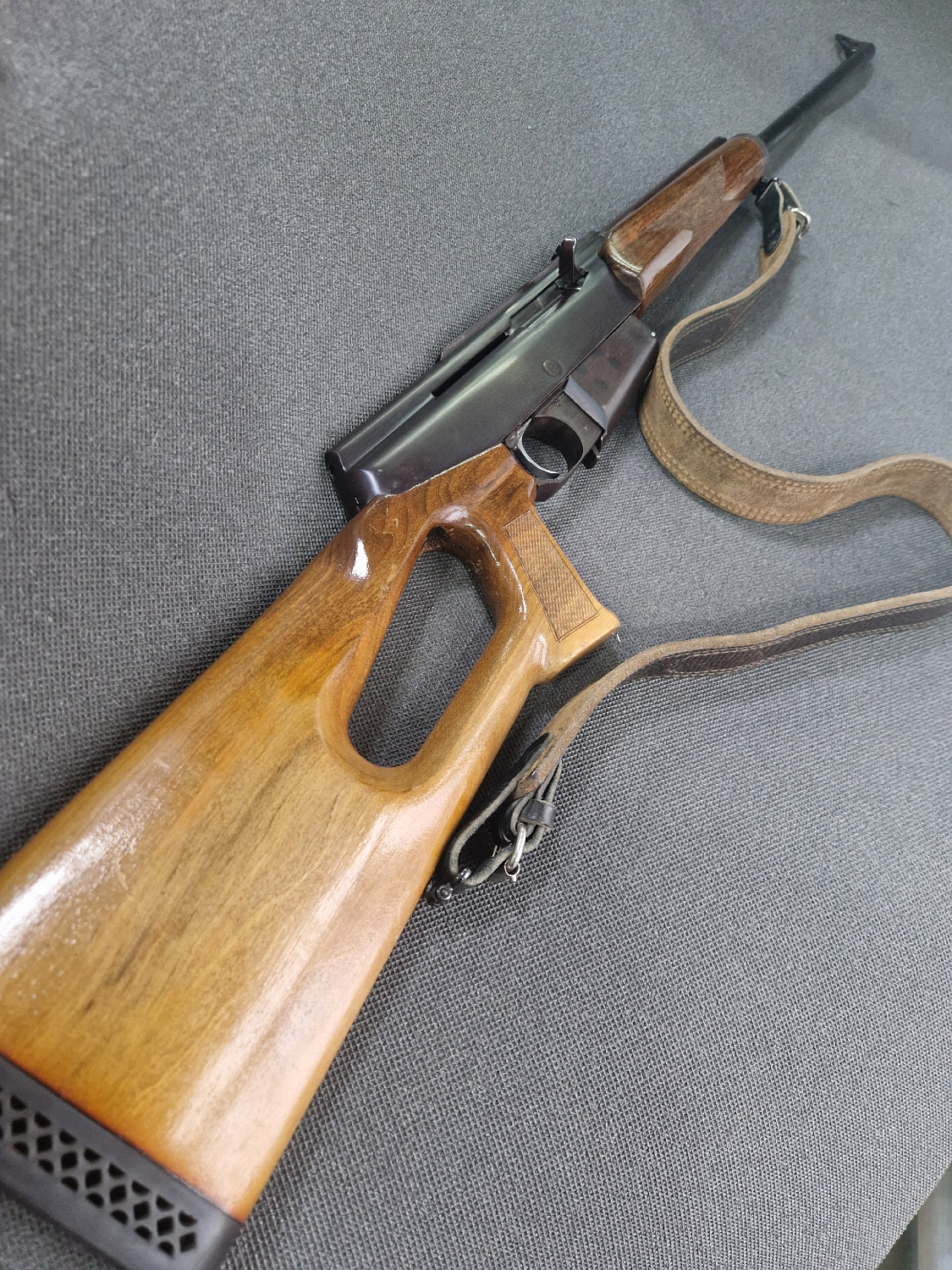 Комиссионное оружие: нарезной карабин Беркут-2М1 к.7,62/54R