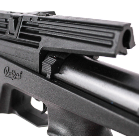 Пневматическая винтовка МР-61 с предохранителем