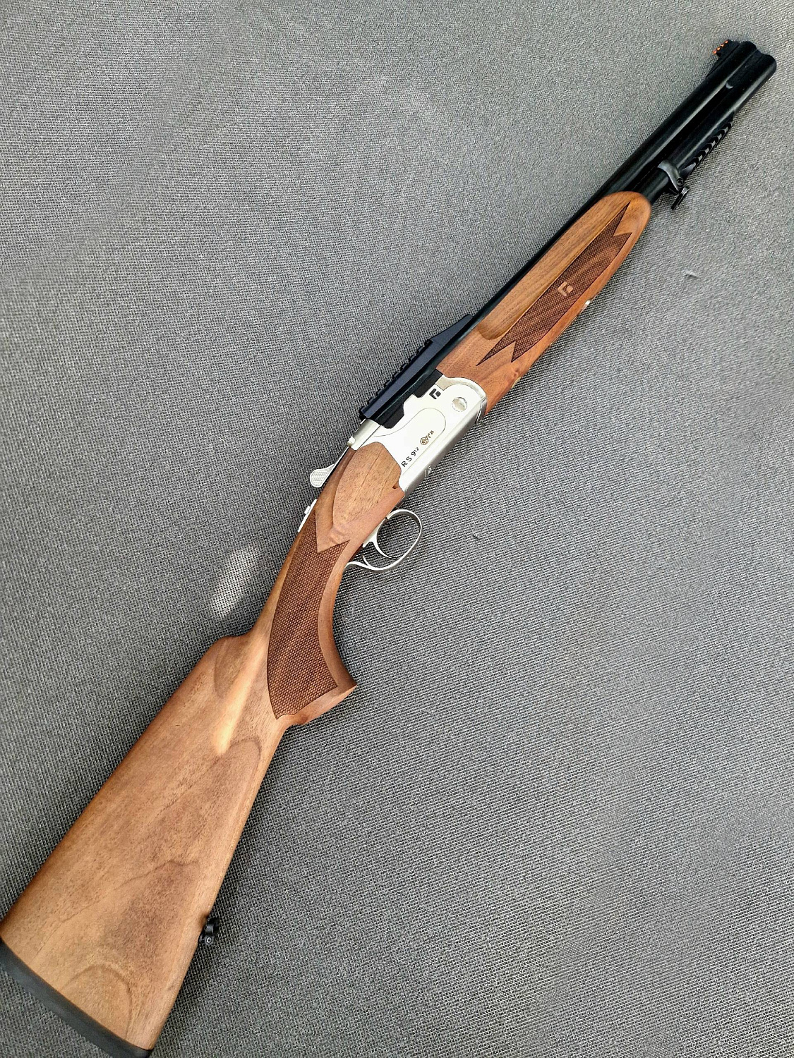 Компактное двуствольное ружье Reximex RS912 Silver 12/76 