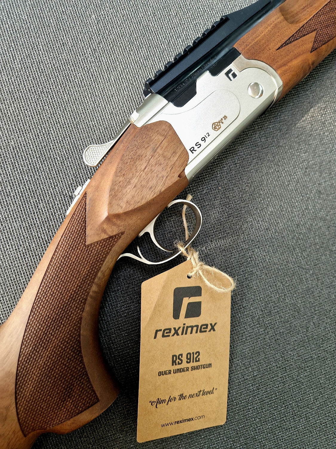 Компактное двуствольное ружье Reximex RS912 Silver 12/76 