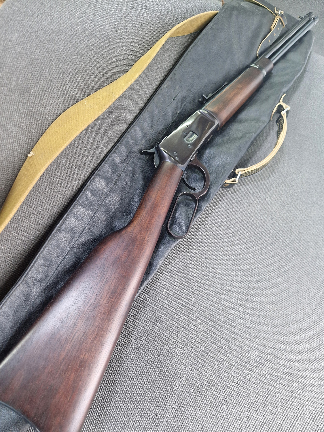 Нарезной карабин Rossi Mod.92 к.38SPL/.357Mag